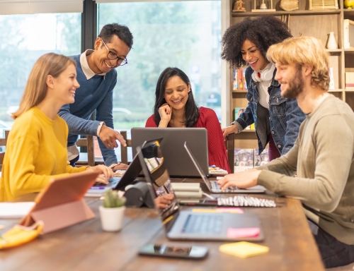 AG旗舰厅 (中国大陆) 工作生活体验