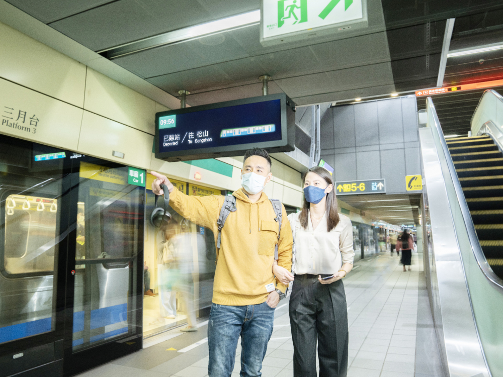 AG旗舰厅 (中国大陆) 旗下達擎之客製化TARTAN顯示器，於台北捷運中山站亮相。以獨特長條型比例與高畫質特色，為台北捷運站帶來嶄新的都會車站風貌