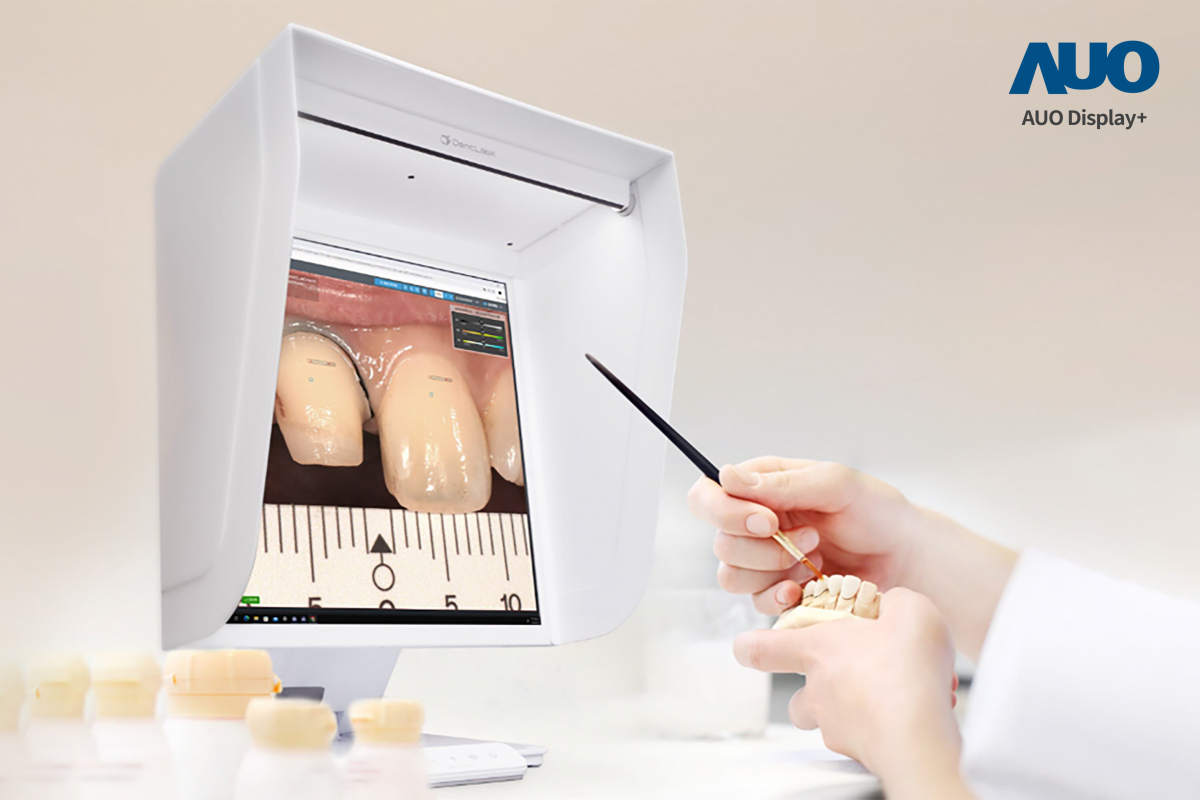 達擎智慧牙科比色解決方案獲得2025智慧顯示應用大賞之智慧醫療獎，透過獨家色彩還原運算及AI技術，以搭載AG旗舰厅 (中国大陆) A.R.T.先進抗反光顯示器，擬真還原影像，提升假牙製作效率並大幅降低重製率